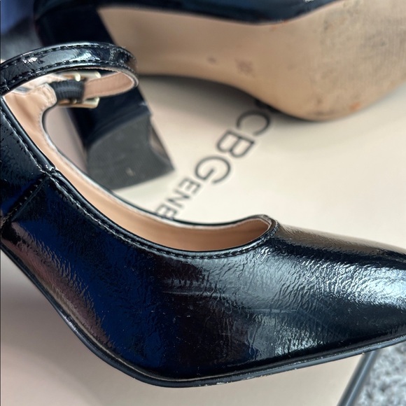 GUC BCBG Black Patent Dannie Mary Jane’s Size 6 - Picture 14 of 16